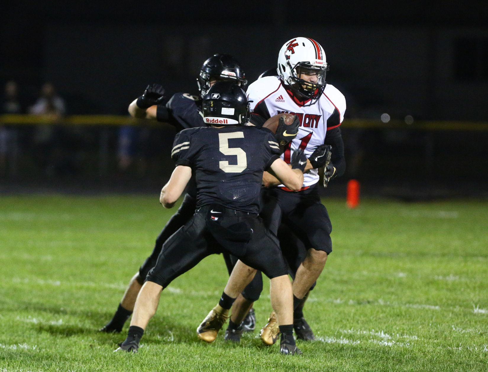 Clear Lake vs MCHS football 09.20.19 (27).jpg